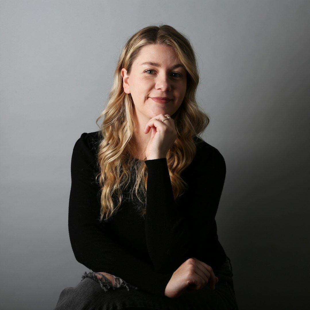 Woman testimonial portrait